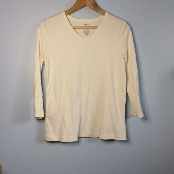 White Top - Picture 13 of 15